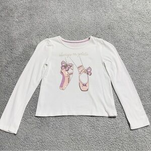 LULURAIN Girls White Ballet Shirt, Size M(7/8), Always On Pointe Graphic Tee